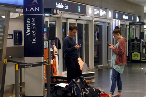 Transportation Unions in Argentina Stage One-Day Strike - WSJ