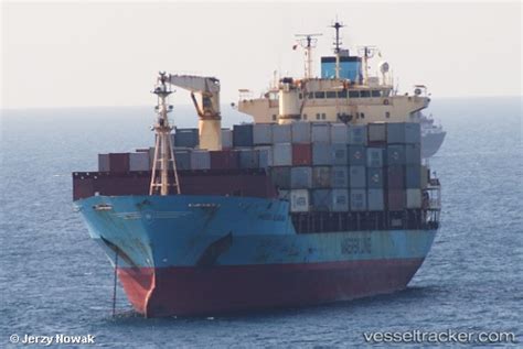 Pirate attack to "Maersk Alabama" - PIRACY - SeaNews