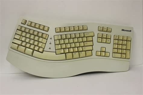 MICROSOFT VINTAGE ORIGINAL 59758 NATURAL ERGONOMIC PS/2 KEYBOARD E03786USBBM | eBay