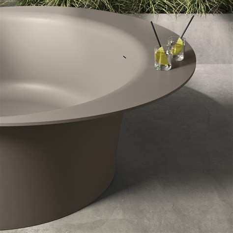 Rexa Design Cup freestanding bathtub REXA DESIGN FINISHES Korakril™ Blend matt - Ice White K31