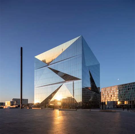 Cube Berlin Building, Washington Platz: 3XN - e-architect