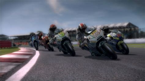 Main game modes revealed for MotoGP 13