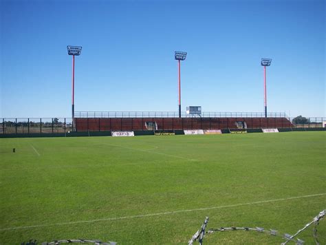 File:Club Real Arroyo Seco, Rosario, Santa Fe, Argentina - 20070508.jpg ...