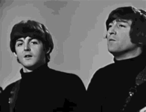 Paul Mc Cartney John Lennon GIF - Paul Mc Cartney John Lennon MC Lennon - Discover & Share GIFs