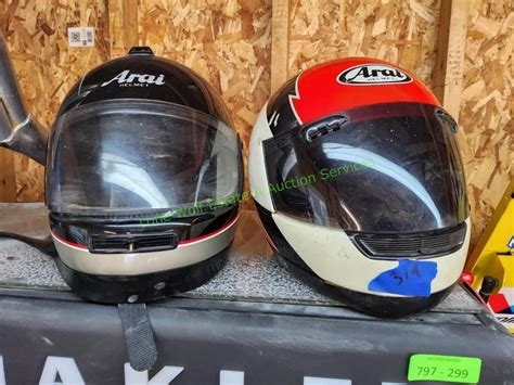 (2) Arai Helmets | Live and Online Auctions on HiBid.com