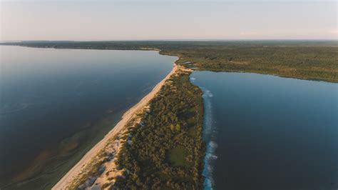 Top Things to Do at Winnipeg Beach Provincial Park | To Do Canada