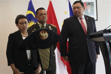 Indonesia and neighbors agree to joint patrol waters after Abu Sayyaf kidnappings