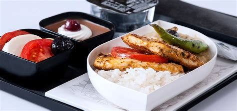 Dining on Board | Awarded Meal Services | Turkish Airlines