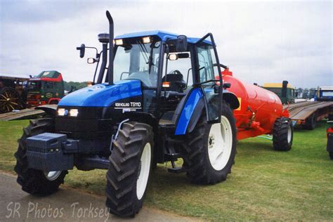 New Holland TS110 Tractor | Stuart Rose | Flickr