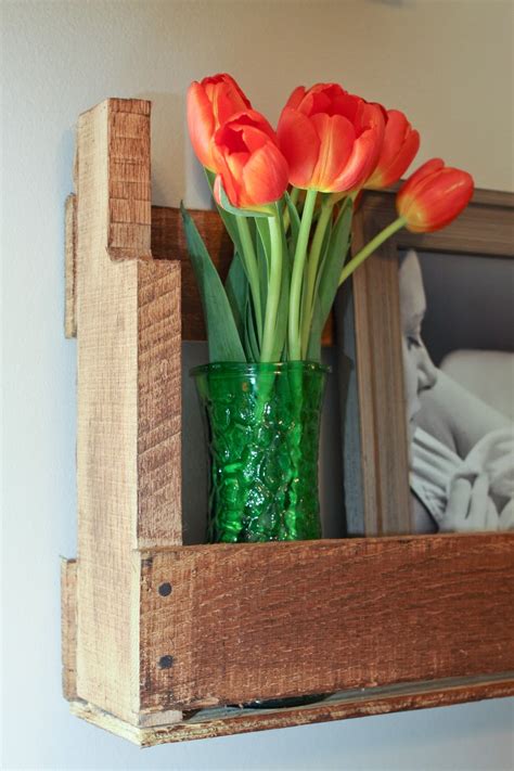 I Love You More Than Carrots: DIY Rustic Pallet Shelves