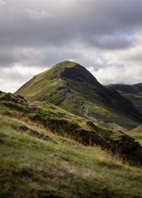 The ULTIMATE Guide to the Catbells Walk, Lake District (2024 Guide)