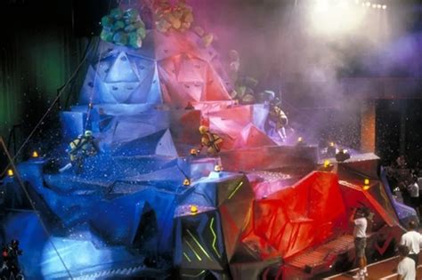 You Can Now Climb The Aggro Crag From Nickelodeon's Guts (2016/06/16 ...