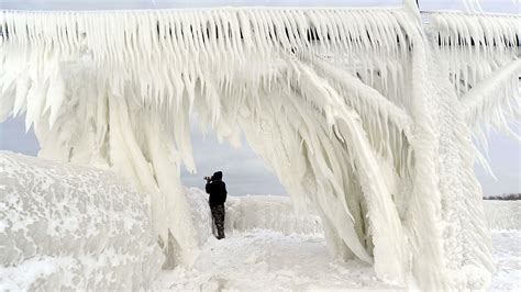 Lake Michigan Ice Coverage Growing, But So Is The Danger | The Weather Channel