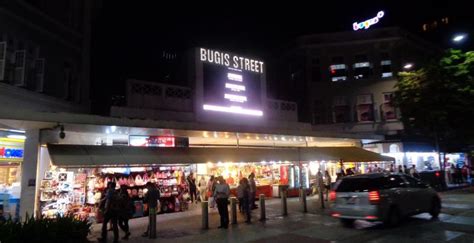 7 Things to Expect in Bugis Street Night Markets Singapore - g-trav