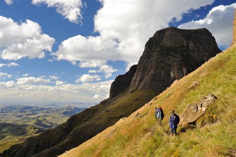 Drakensberg Amphitheatre | Walksinafrica