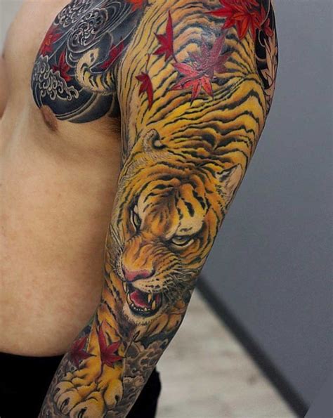 A tiger sleeve by Kenji Shigehara | Tiger tattoo sleeve, Japanese sleeve tattoos, Japanese ...