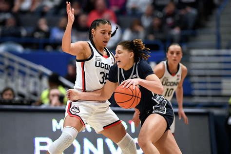 UConn women’s at Seton Hall: What you need to know