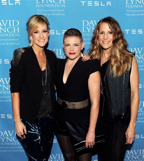 Who is The Chicks singer Natalie Maines and what did she say about ...