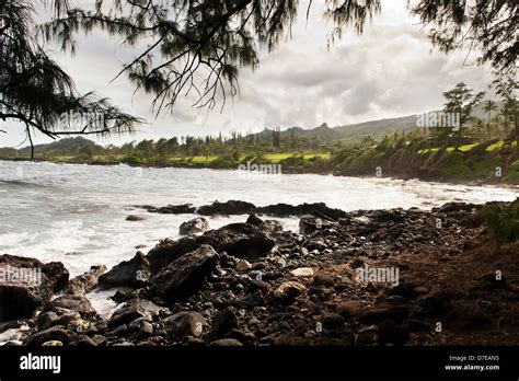 Kaihalulu beach hi-res stock photography and images - Alamy