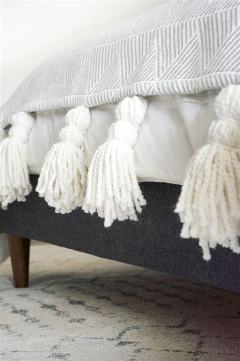 DIY Giant Tassel Throw Blanket | Diy throw blankets, White throw blanket, Blanket