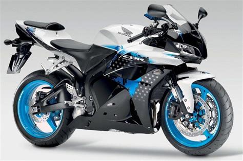 Top 10 600cc Supersport bikes - 01. Honda CBR600RR (2003+) | Honda cbr 600, Honda cbr, Honda ...