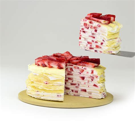 Strawberry Mille Crepe (8 Inch) | eCake.ca