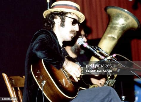 99 Leon Redbone Photos & High Res Pictures - Getty Images