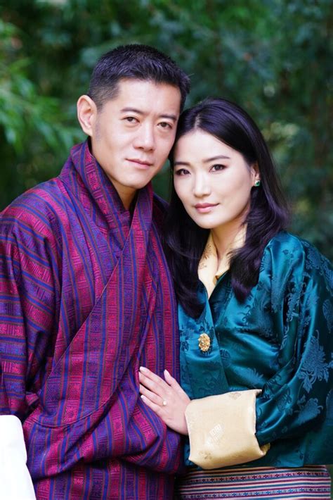 Anniversary photos released for King and Queen of Bhutan's 10th wedding anniversary - Royal Central