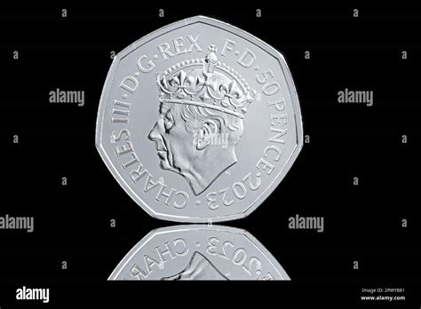 Crowned king charles iii 50p coin hi-res stock photography and images - Alamy