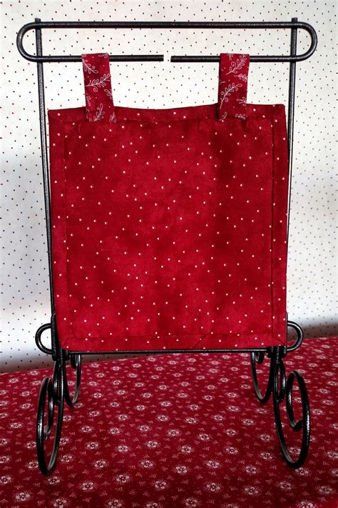 Petite Quilt Stand 6" x 9" to show off your Special Small Quilted Designs.