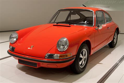 Porsche 911 'Typ 915' - Porsche Museum Visit