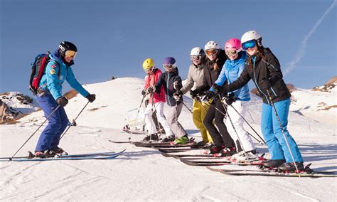 5 reasons to book your ski lessons in October