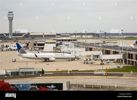 Cleveland, Ohio - Cleveland Hopkins International Airport Stock Photo ...