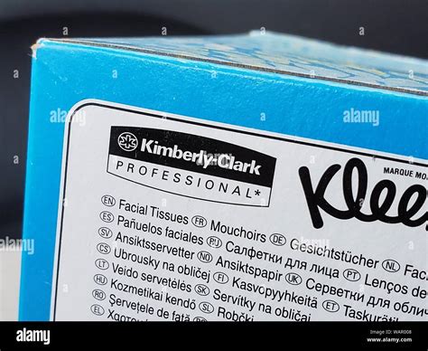 Kimberly clark professional hi-res stock photography and images - Alamy