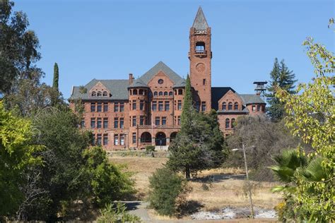 Encyclopedia of Forlorn Places | Preston Castle, Ione California