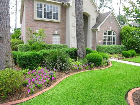 Superb curb appeal landscaping ideas and options for home owners | Landscape Design