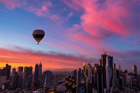 Melbourne Balloon Flight at Sunrise 2024