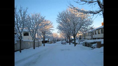 Snow - Dublin Ireland - Christmas Day 2010 - YouTube