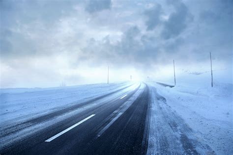 Snow Storm Wallpapers - Top Free Snow Storm Backgrounds - WallpaperAccess