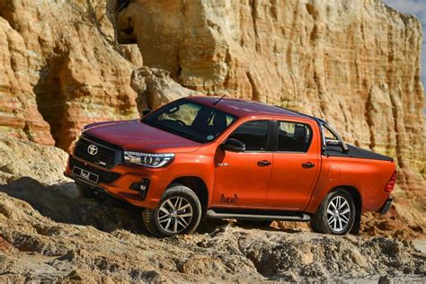 Toyota Hilux Dakar Edition (2018) Launch Drive [w/Video] - Cars.co.za