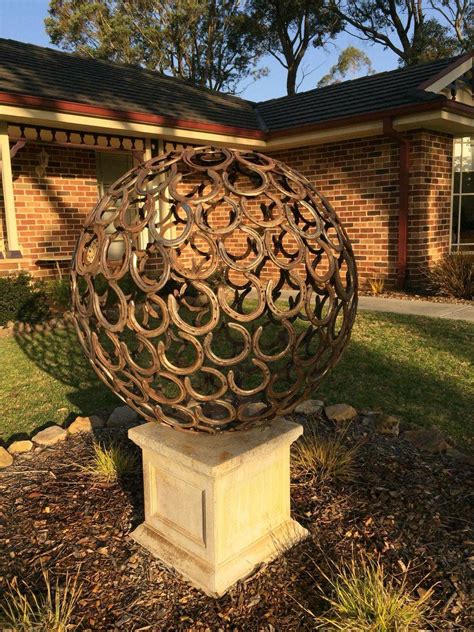 22 Large Garden Sculptures Ideas You Should Check | SharonSable