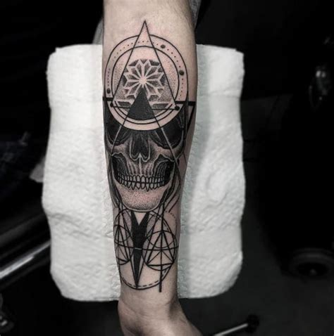 40+ Unique Forearm Tattoos for Men With Style - TattooBlend