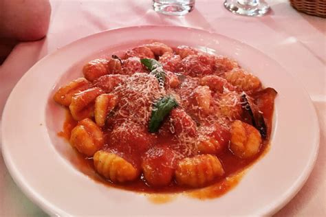 13 of the Best Italian Restaurants in Cleveland - American Eats