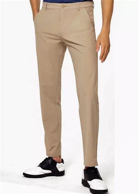 5 Best Winter Golf Pants to Keep You Warm in The Cold Weather