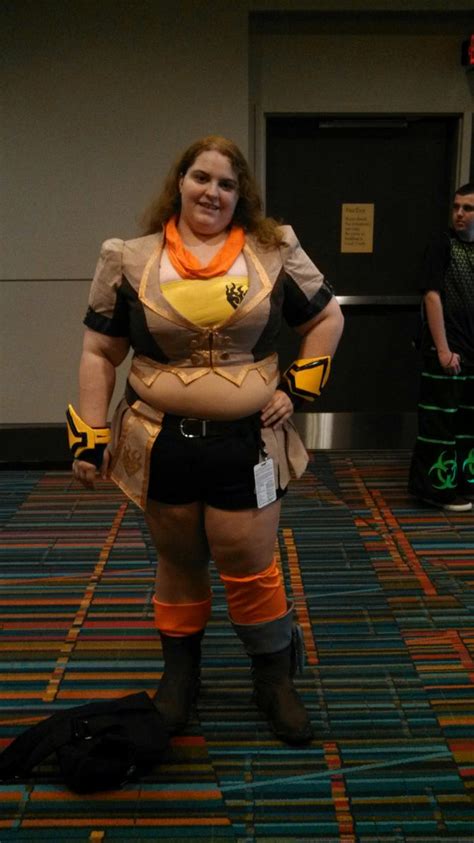 RWBY Yang Cosplay by AngelsLS on DeviantArt