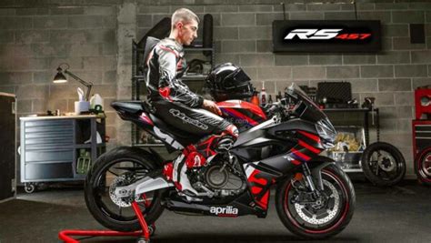 New Aprilia RS 457 Debuts - 48 Hp Power, 159 Kg Weight (Official TVC)