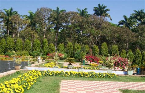 Brindavan Gardens Mysore Pictures - a visual treat during day time!