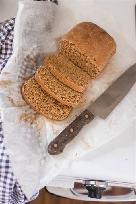 Easy Einkorn Bread - Farmhouse on Boone