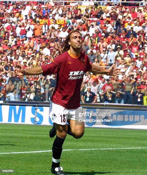 Batistuta Photos and Premium High Res Pictures - Getty Images