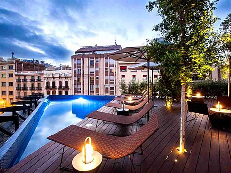 Top 20 Luxury Hotels near Sagrada Familia, Barcelona